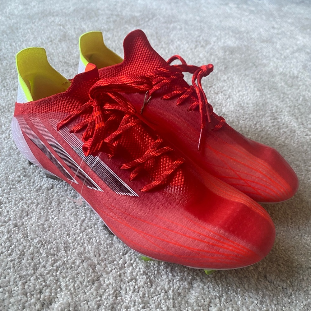 Brand New 2021
X Speedflow.1 FG 'Solar Red' Soccer Cleats